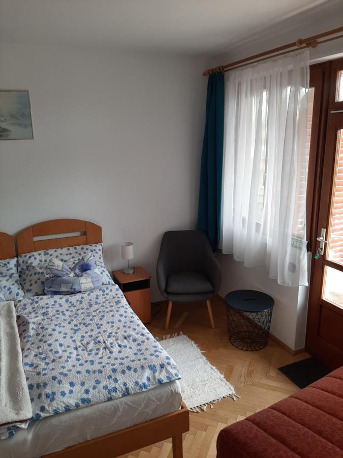 Kispal Apartmanhaz 佐洛卡罗斯 外观 照片