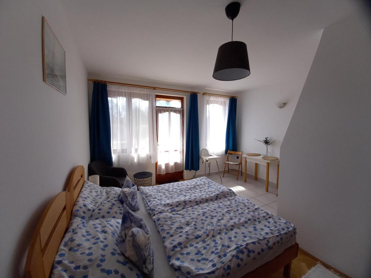 Kispal Apartmanhaz 佐洛卡罗斯 外观 照片